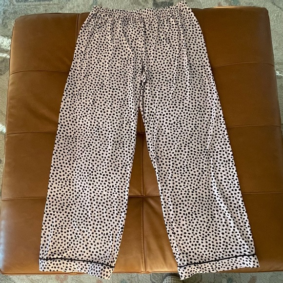 KATE SPADE NEW YORK Two-Piece Polka-Dot Pajama Set - Picture 10 of 15